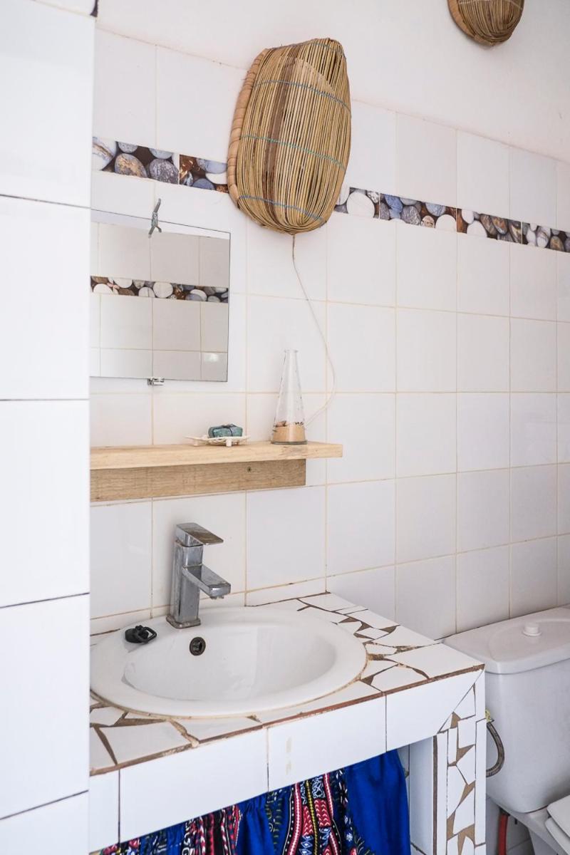 Keur Dofie Bed & Breakfast Toubab Dialaw Exterior photo