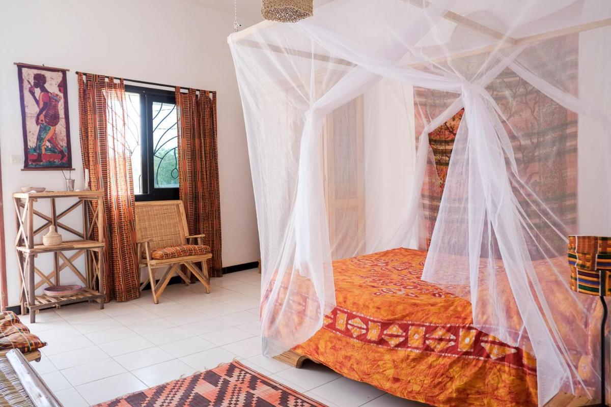 Keur Dofie Bed & Breakfast Toubab Dialaw Exterior photo